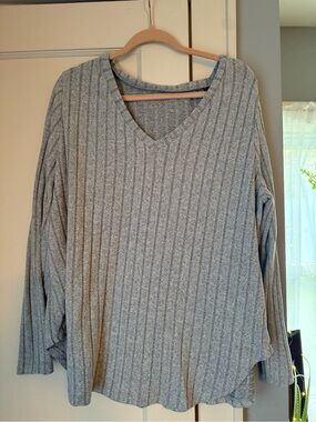 Soft Ribbed V-Neck Pullover Sweater - Heather Gray